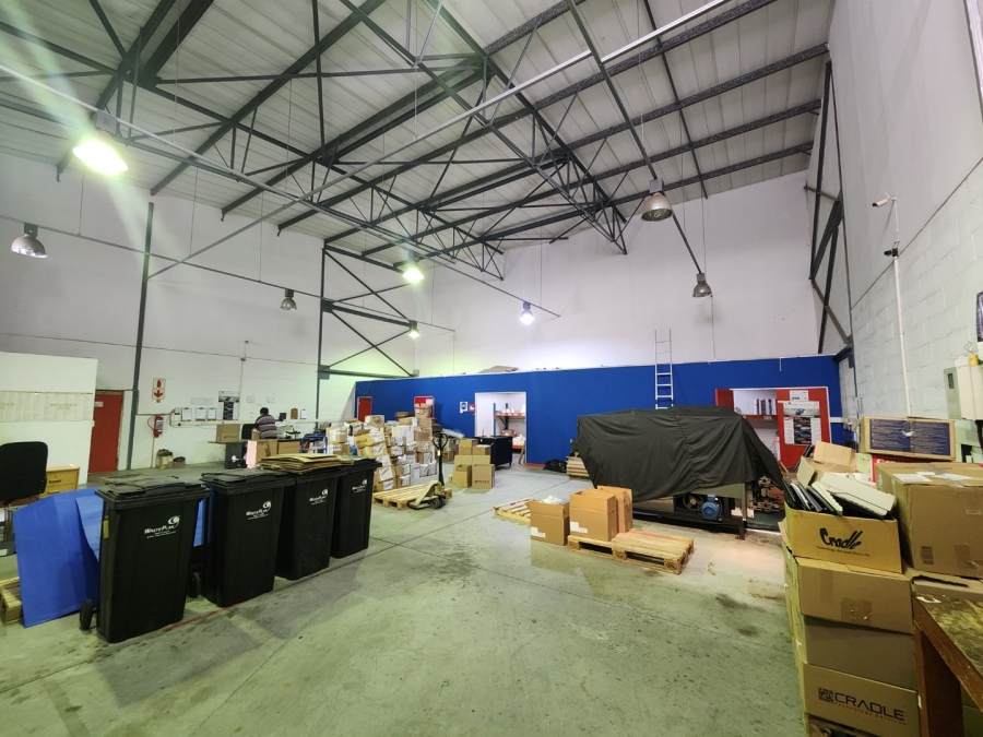To Let commercial Property for Rent in Mall Interchange Western Cape